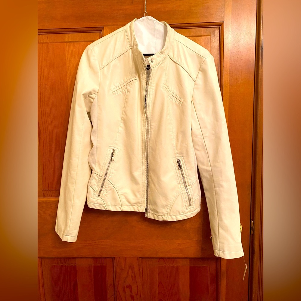 GUESS White size L women’s faux leather jacket